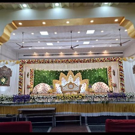 Ns Vijay Shesha Mahal Hotel Tiruvannámalaj Kültér fotó