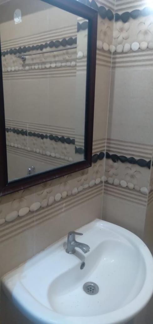 Ns Vijay Shesha Mahal Hotel Tiruvannámalaj Kültér fotó